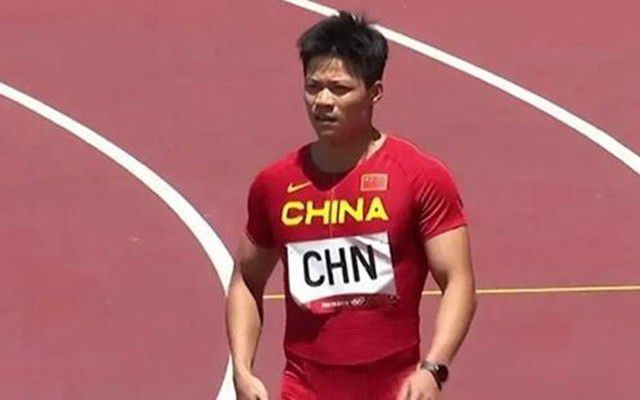 第42分钟，齐尔克泽禁区右侧连续摆脱后的打门被挡出。